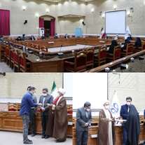  نشست صمیمانه ریاست دانشگاه با مسئولان و کارشناسان مرکز فناوری اطلاعات دانشگاه